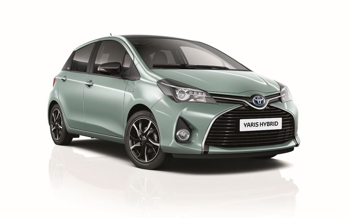 Toyota presenta Yaris Hybrid by Glamour Portale Inforicambi.it